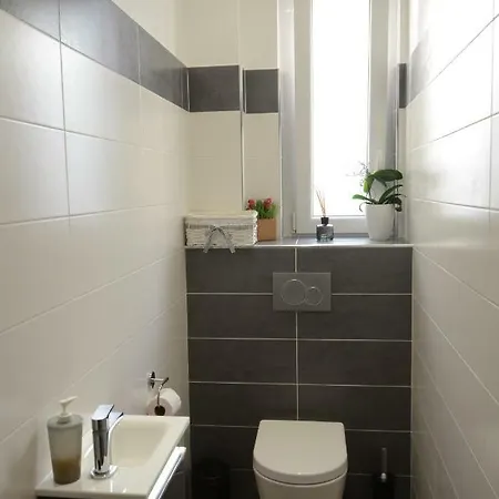 Appartement Carre D'or Very Near The Nice